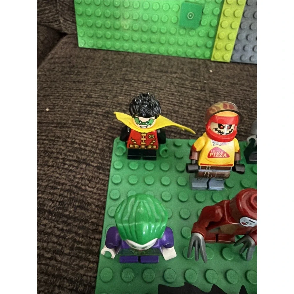 LEGO DC Super Heroes Minifigures Lot Batman Superman Robin Riddler Read